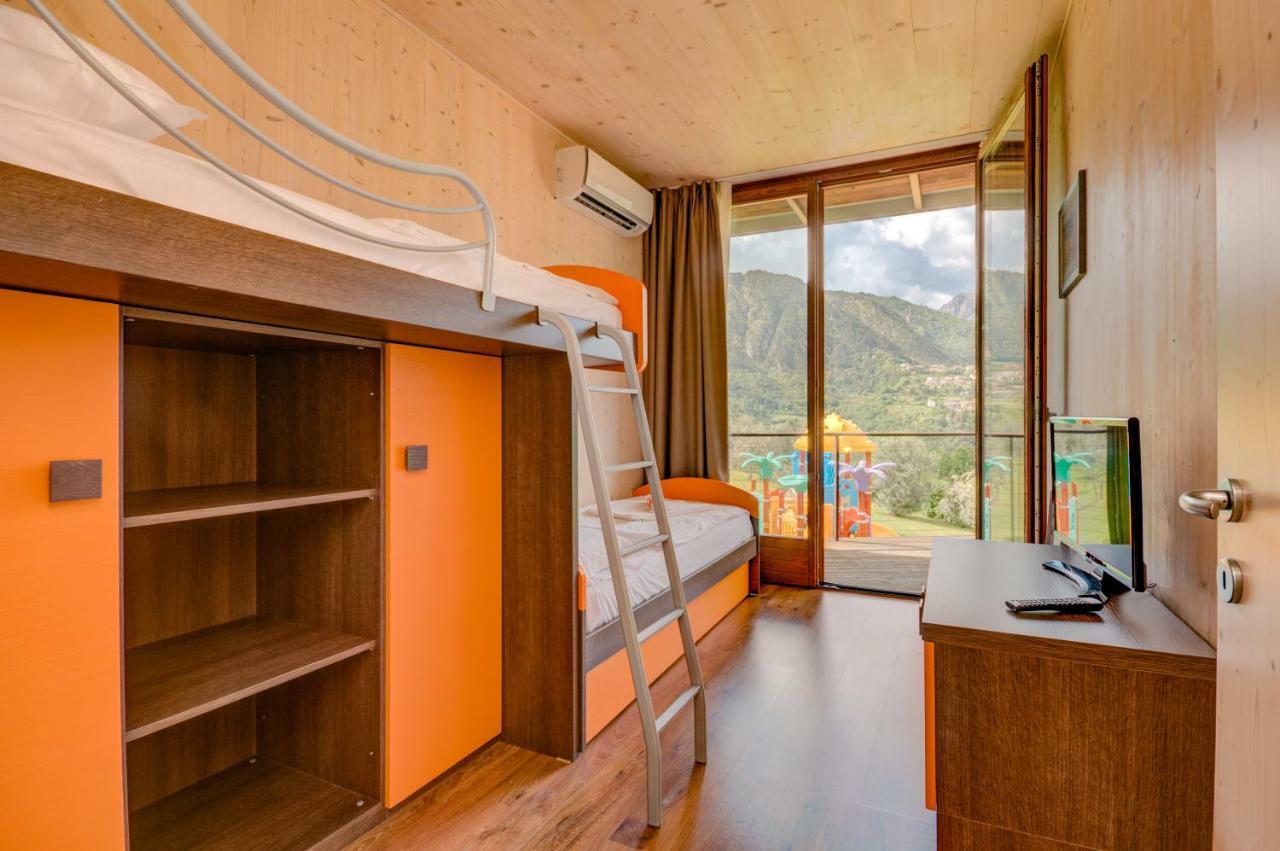 Georesort Tremosine Екстериор снимка