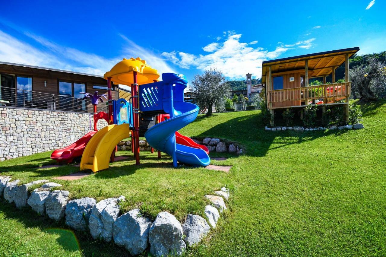 Georesort Tremosine Екстериор снимка